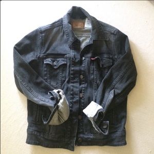 Levi’s | denim jacket